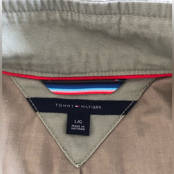 Tommy Hilfiger utility jacket. - Picture 10 of 10